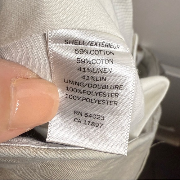 Banana Republic Chinos Classic Straight-Leg Flat Front 35 Waist 30 Length GUC - Picture 6 of 6